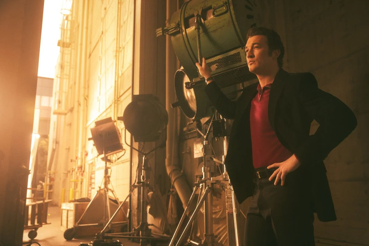 Miles Teller as Al Ruddy in The Offer.jpg