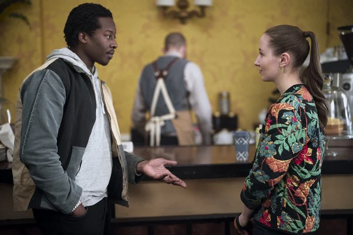Chloe_101_Brandon_Micheal_Hall_as_Josh_and_Erin_Doherty_as_Becky_thumb.jpg