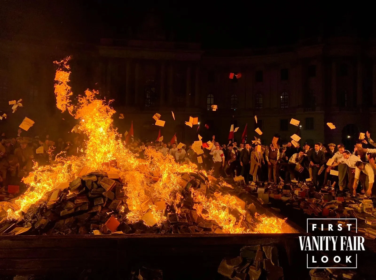 Origin - Vanity Fair pic 4.jpg