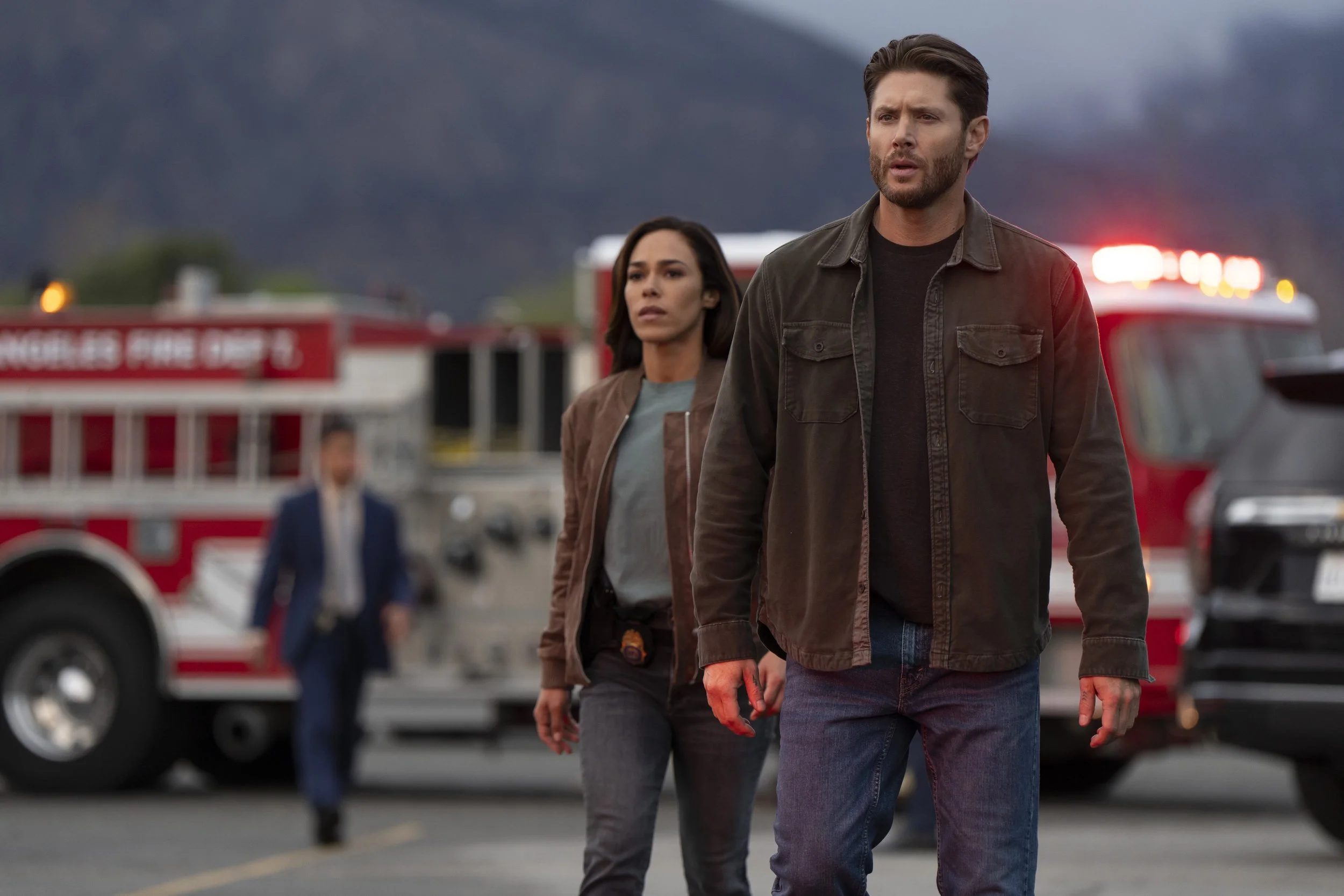 Amber_Oliveras_Jessica_Camacho_and_Mark_Meachum_Jensen_Ackles_in_COUNTDOWN-Photo-ELIZABETH_MORRIS_3000.jpg