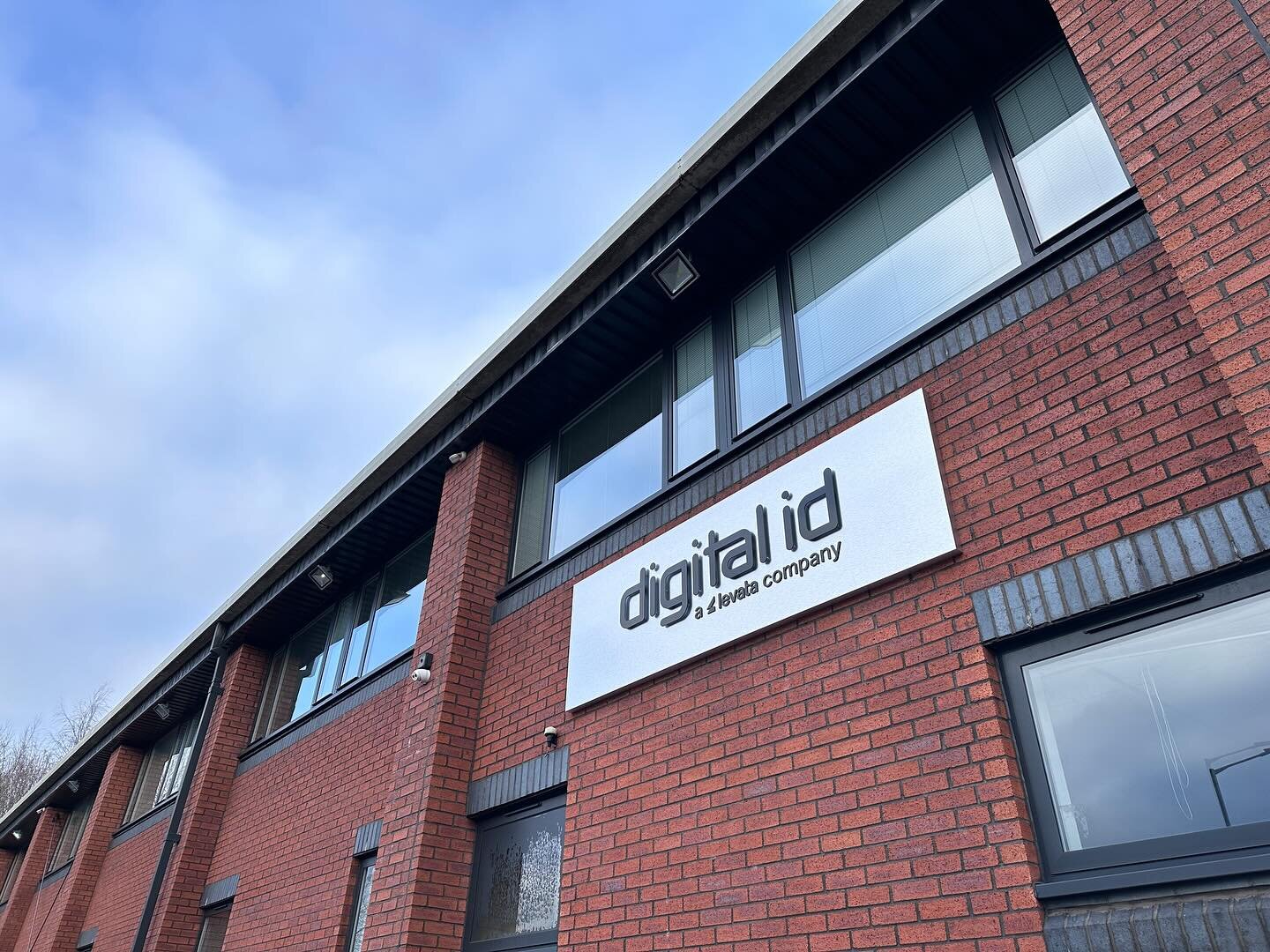 🤝 Stockport based business Digital ID have started 2024 as part of the Levata Group of global companies. 

We were asked to provide a signage solution to replace their old signage with the newly updated group logo. 

The signs include both interior 