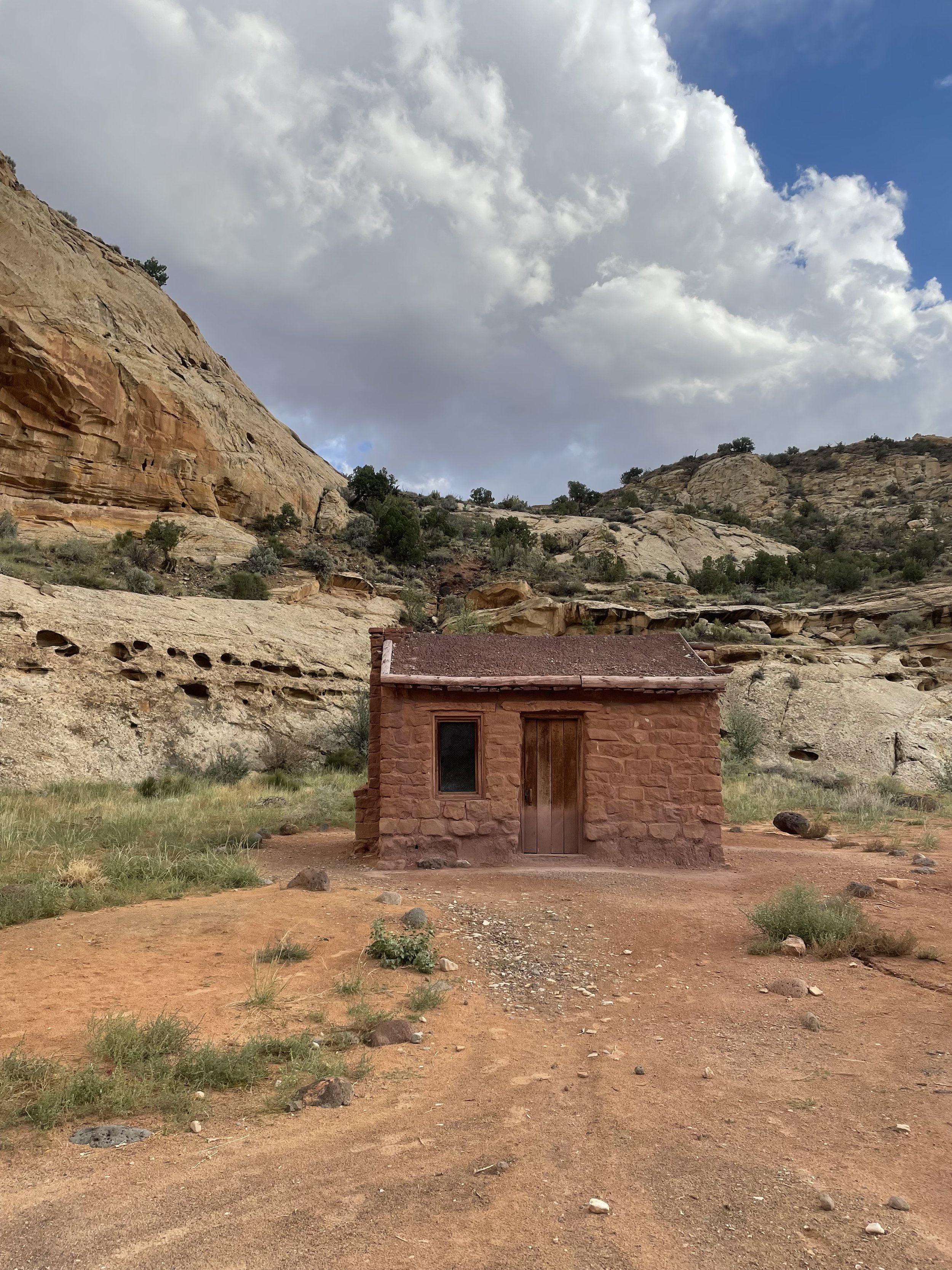 Hiking Capitol Reef: 5 Reasons to Visit