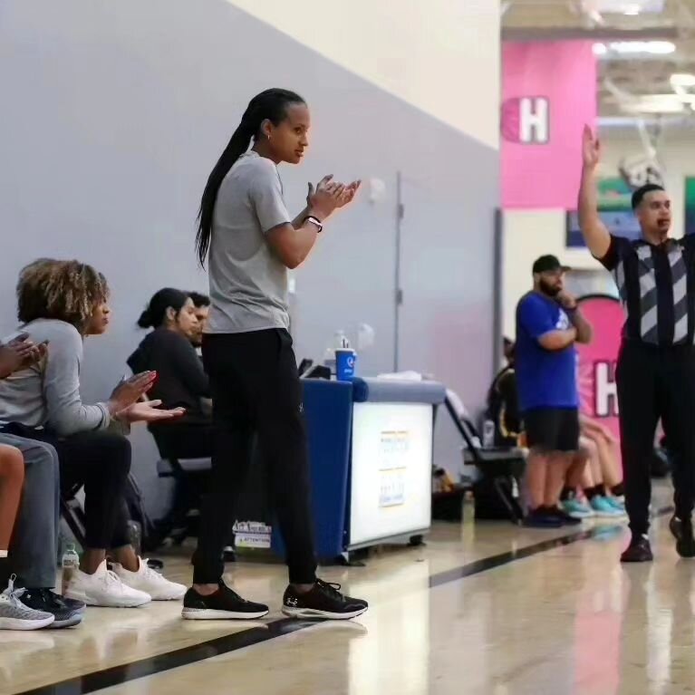 As 2023 comes to a close here  is a glimpse of the past year...

1.  Coaching for my former team @fbc_wccali 💯🏀

2.  Proud of all of these ladies. Say cheese @fbc_wccali 💜🏀🙌🏽😁

3. KM Athletes 4 day Summer Camp ✅️🏀⛹️🏾&zwj;♀️

4.  Perfecting t