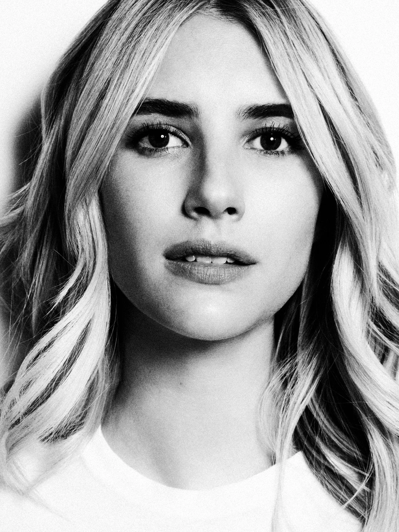 Emma Roberts.jpg