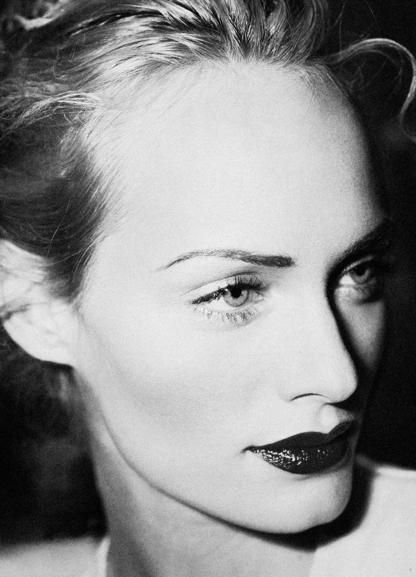 Amber Valetta_1.jpg
