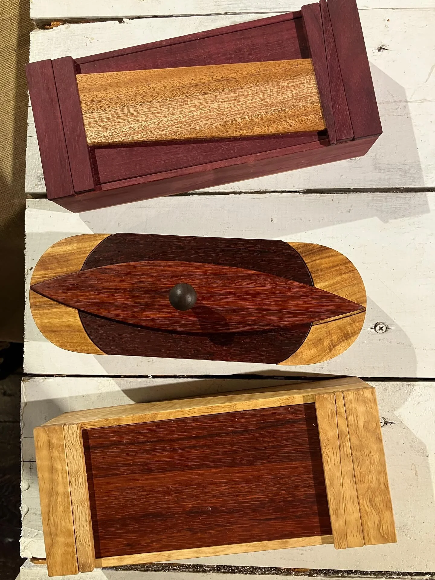 Local woodworker Jamie McGill makes terrific hand carved treasure boxes.  Using locally sourced hardwood, Jamie’s precise cuts and measurements result in exquisite pieces for someone to keep their precious items in.  Come to the Copper Fox Gall