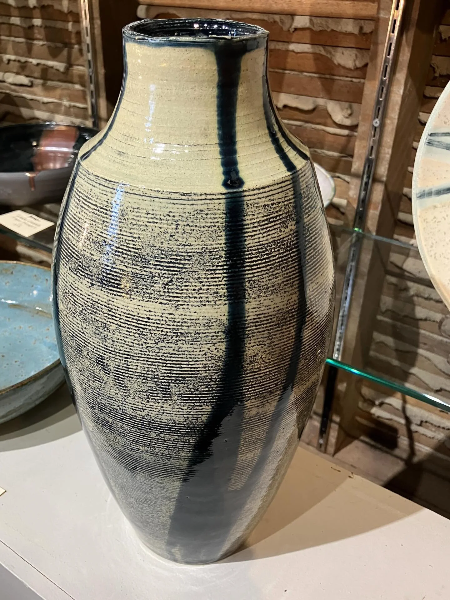 Using stoneware clays, both dark and light, Linda Crossan creates stunningly gorgeous pottery.  She hand-builds large forms and also throws on the wheel allowing her to express herself with various forms and designs.  Linda says that it is clay&rsquo