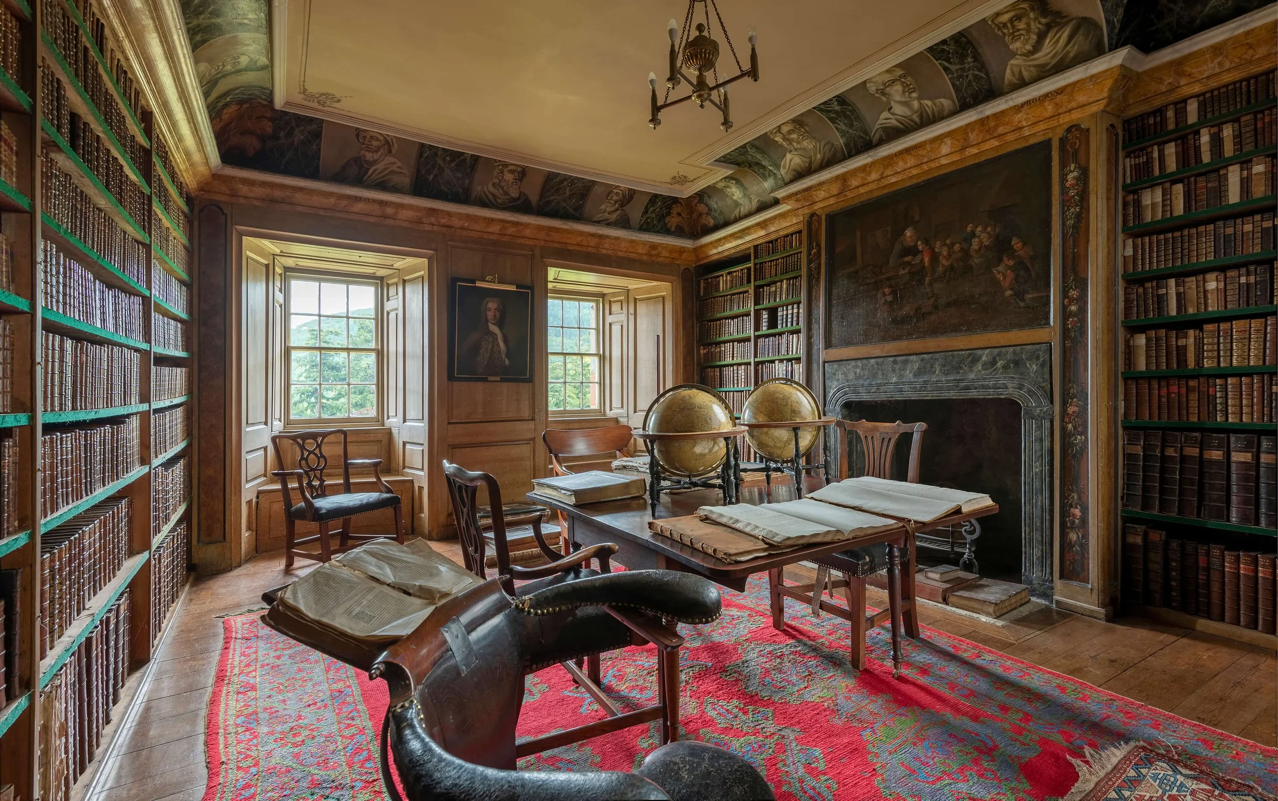 christopher-john-traquair-house-library-interior