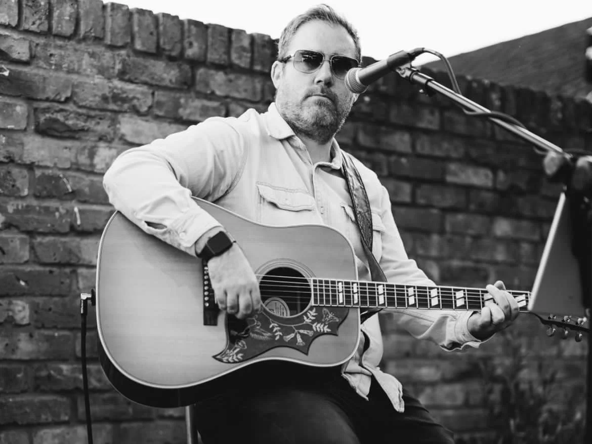 Jamie Mcguire LIVE MUSIC AND PIZZA NIGHT