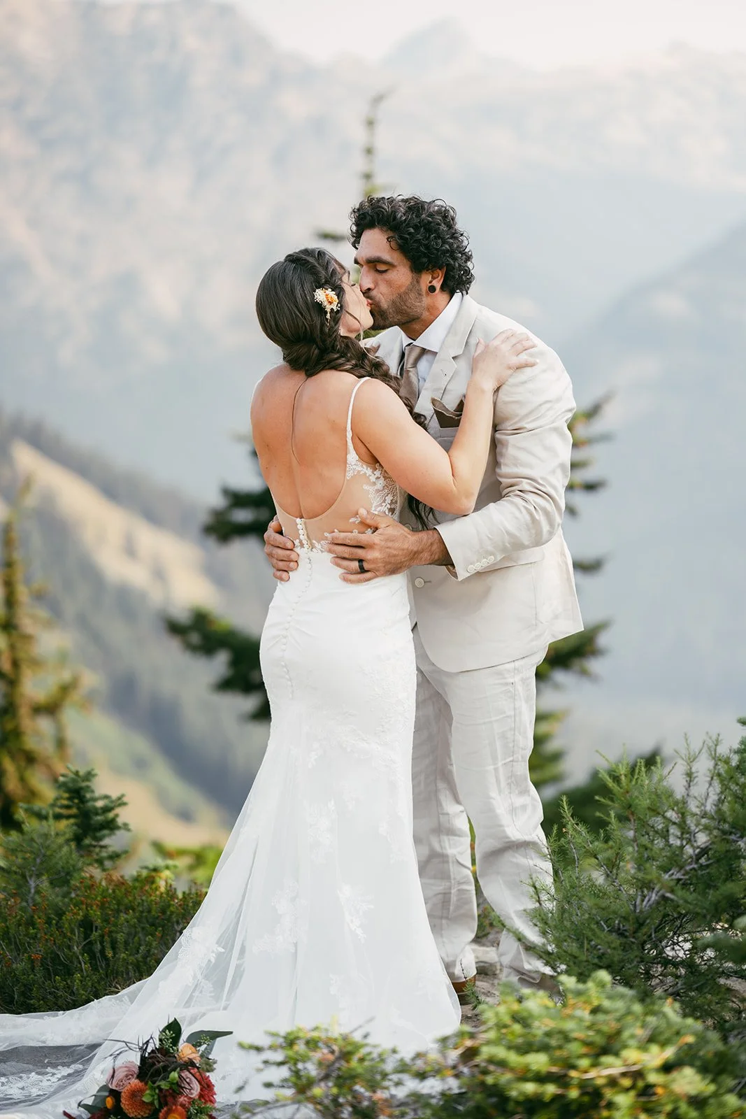 Casey&Andrew_Winthrop_WildCoastPhoto-191.jpg