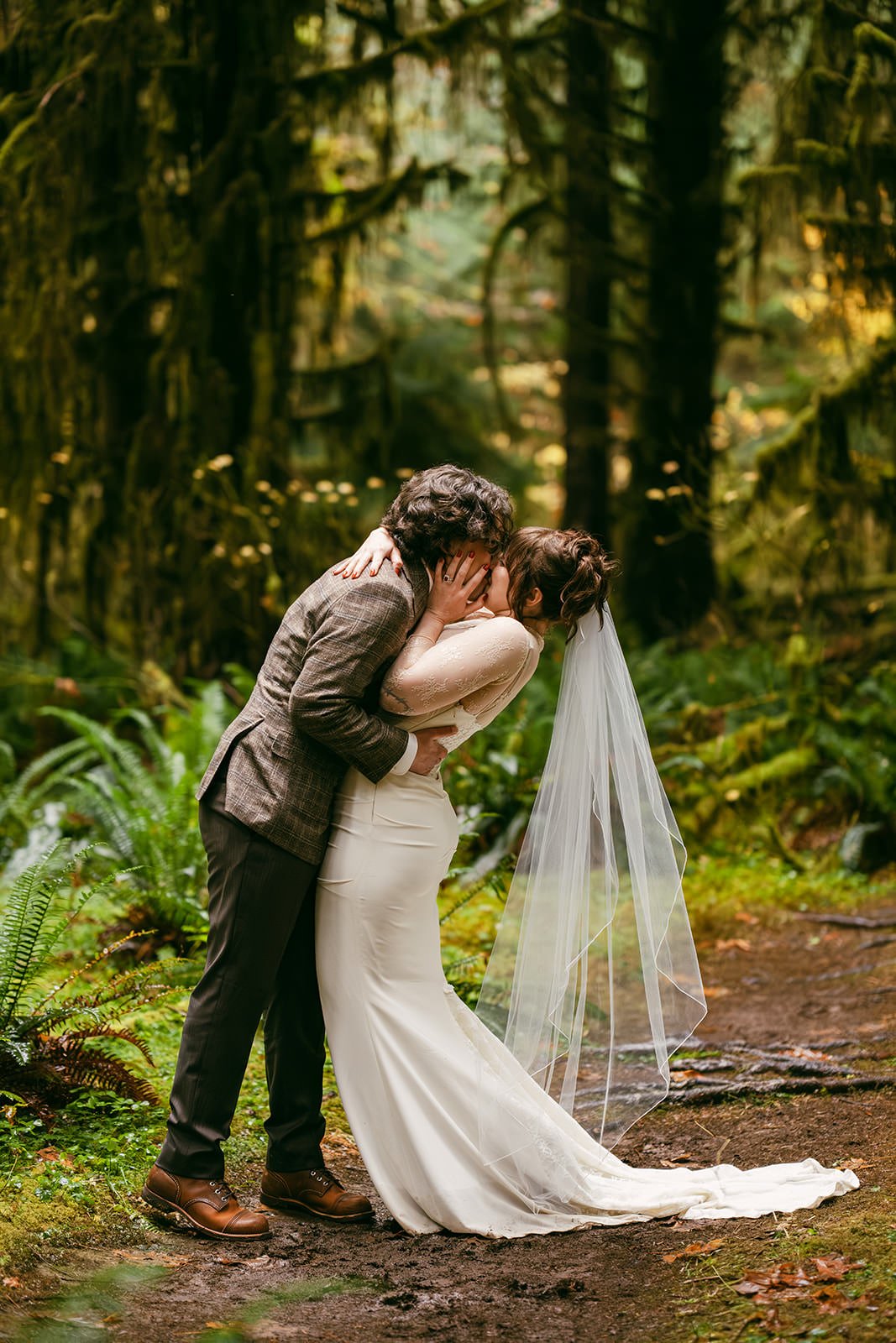 Forks-Washington-Elopement-388_websize.jpg