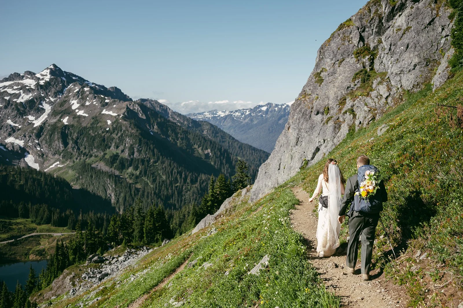 J&S_WinchesterLookout-Wedding-438.jpg