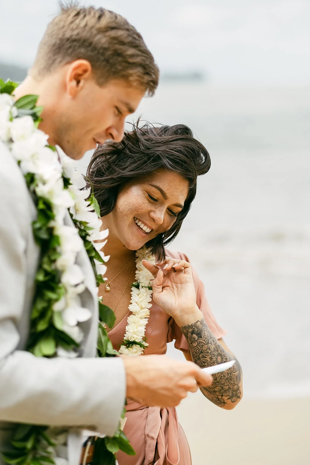 Reagan+Michael-Oahu-Hawaii-Elopement-27.jpg
