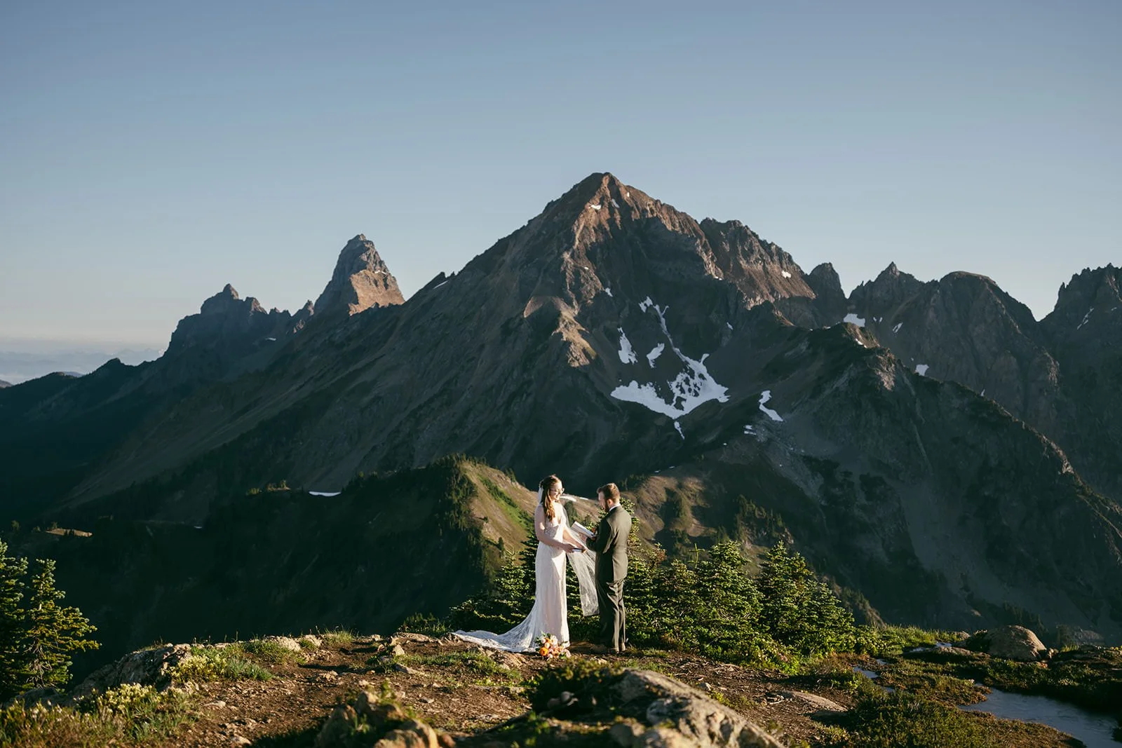 J&S_WinchesterLookout-Wedding-188.jpg