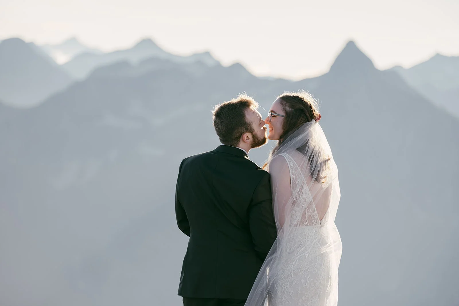 J&S_WinchesterLookout-Wedding-240.jpg