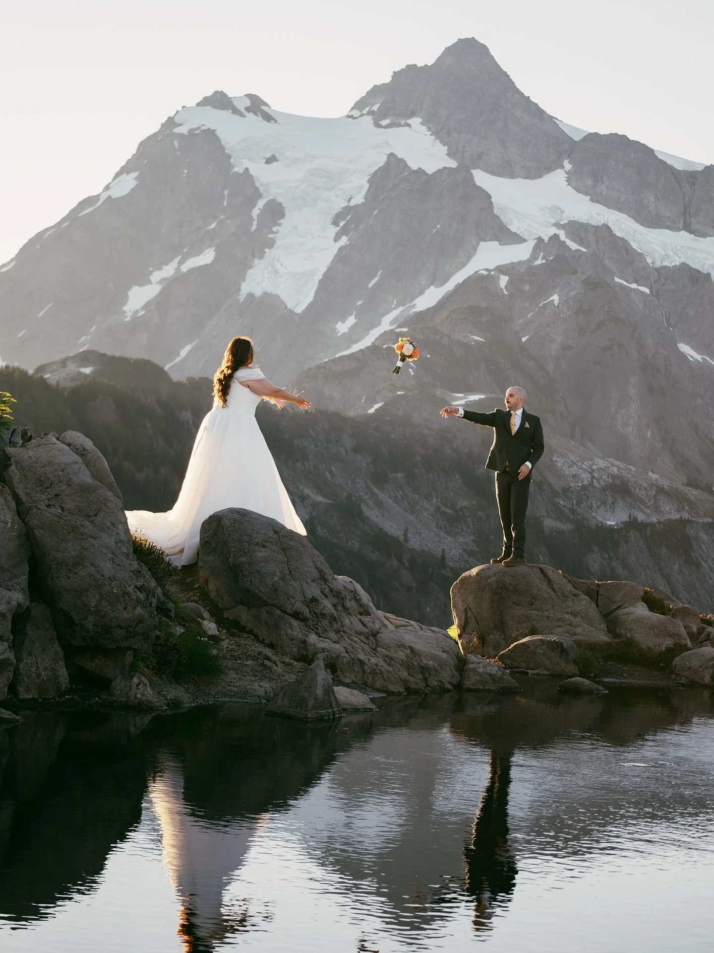 When desert dwellers elope in the mountains 🙌

I still remember getting the inquiry for this one.

I saw a New Mexico area code &amp; immediately got more excited than usual&mdash;I&rsquo;m going to have so much to talk about with these two!

Turns 