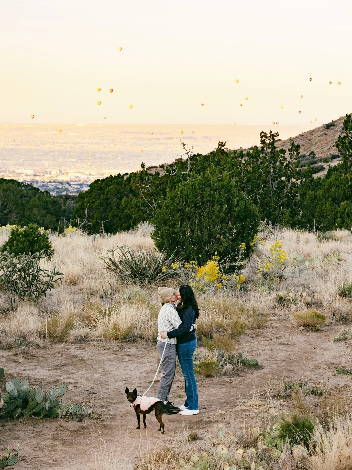 How has it already been a year since this sunrise proposal above the Albuquerque Balloon Fiesta grounds?!

My favorite time of year to be in New Mexico! And despite moving away three years ago now, I find an excuse to be back every October.

These tw