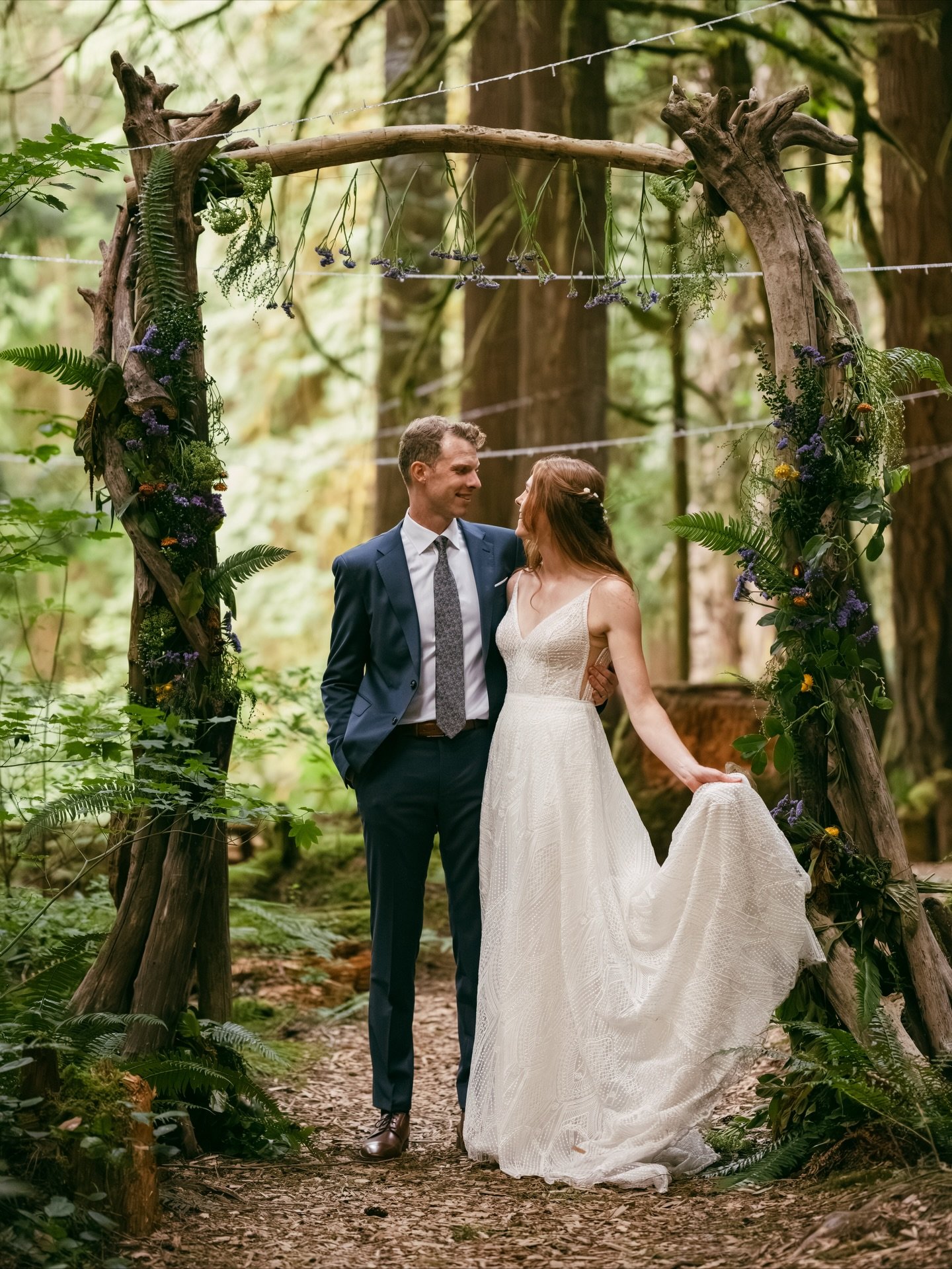 A magical summer day at one of the most unbelievable Bellingham wedding venues!

Bellingham, WA isn&rsquo;t the place you expect to find hand built cabins with a fairytale spin on classic adobe architecture, right alongside a ceremony spot naturally 