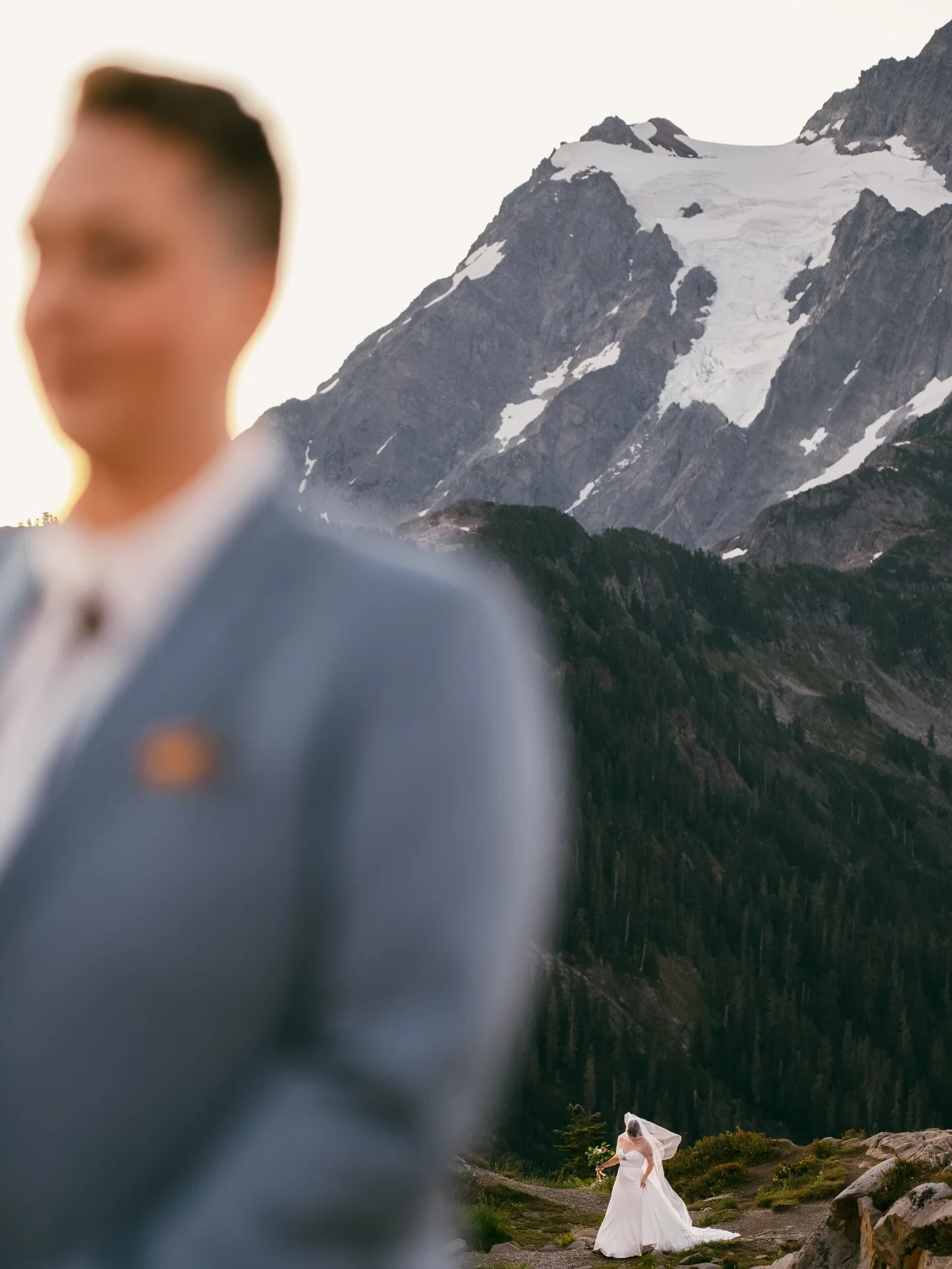 Happy New Year&rsquo;s Eve! ✨

I hope you&rsquo;re as excited to witness 2026 as these two were excited to see each other on their wedding day!

May the new year bring more joy, more moments of reflection, and more gratitude for what we have and who 