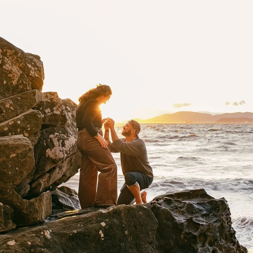 Engagement Photos at Taylor Shellfish Farms