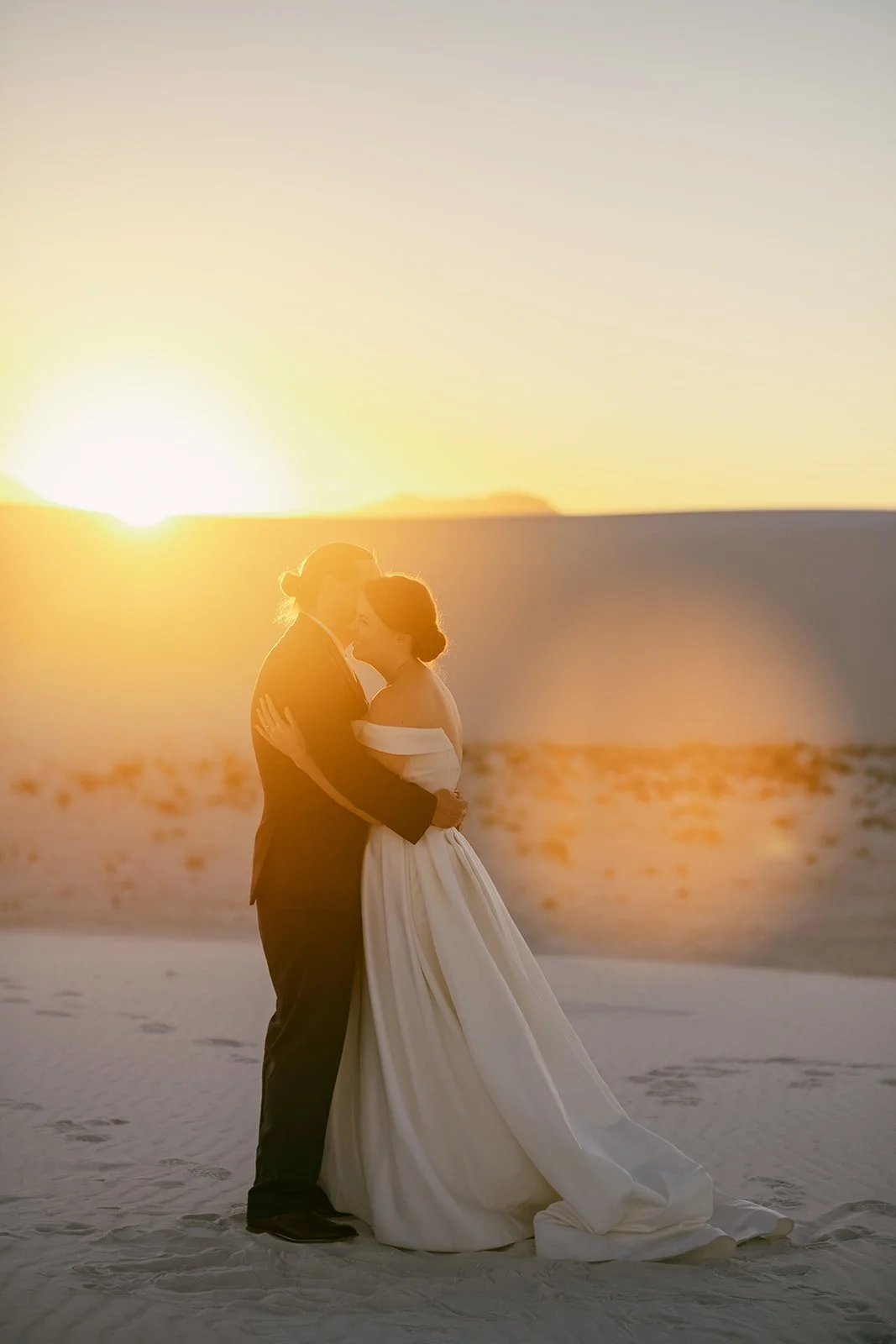 Bronte+David-White-Sands-Elopement-58.jpg