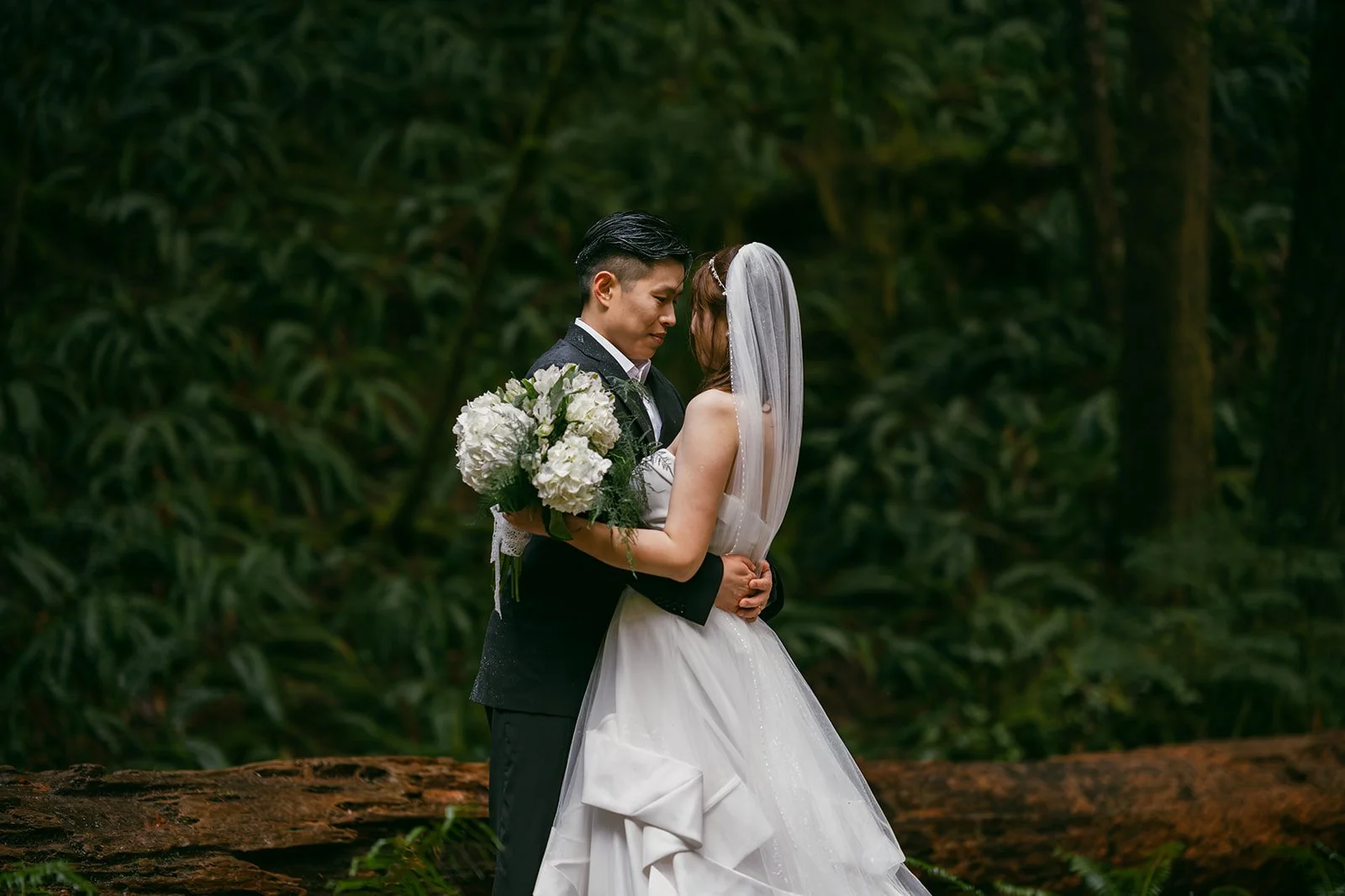 The Ultimate Planning Guide to Your Alaska Elopement