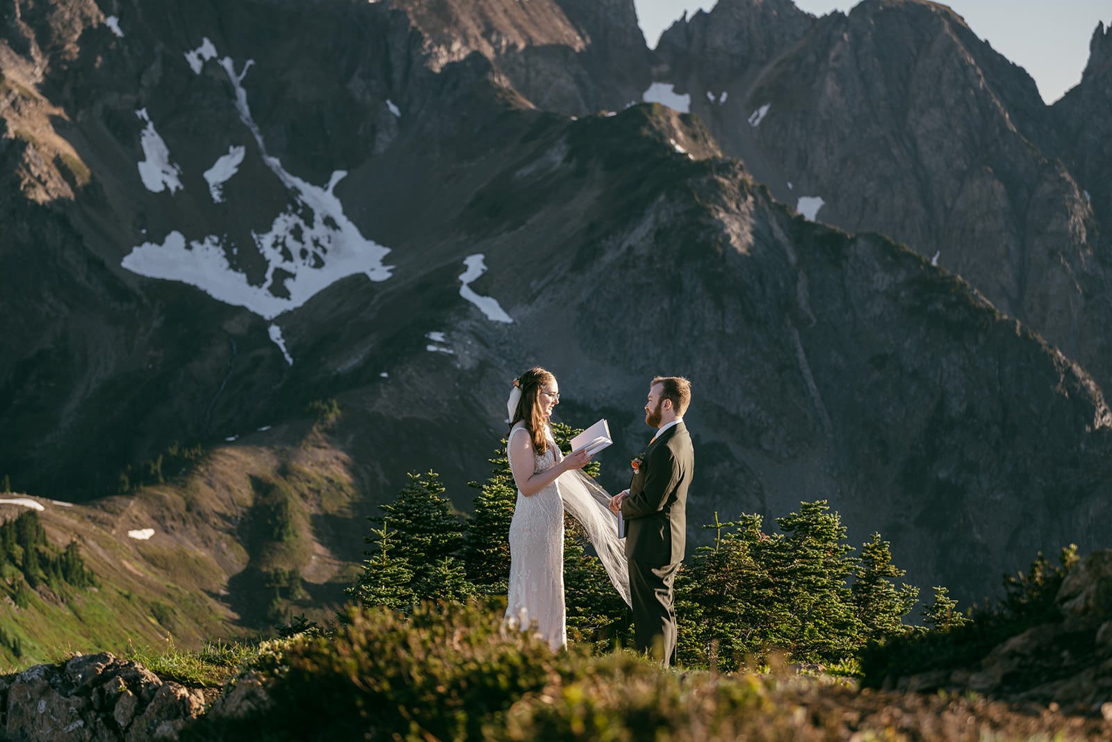 J&S_WinchesterLookout-Wedding-211.jpg