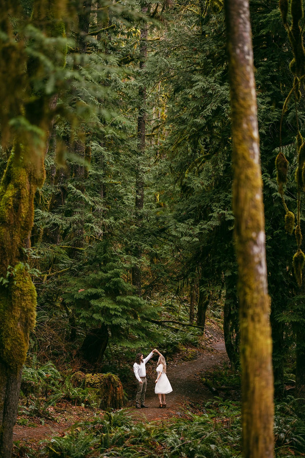 Sophie-Zeb-Engagement-84_websize.jpg