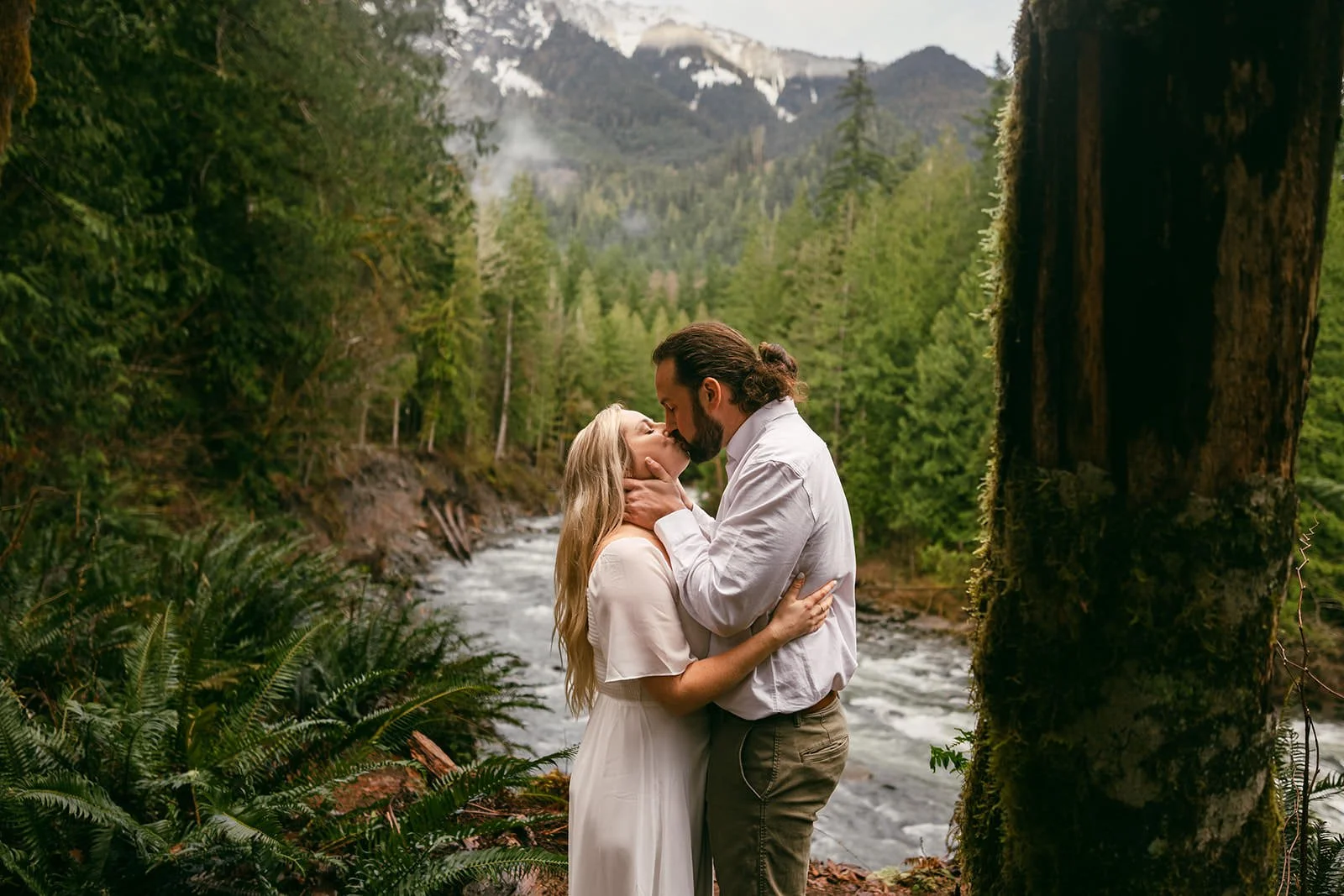 Sophie-Zeb-Engagement-195_websize.jpg
