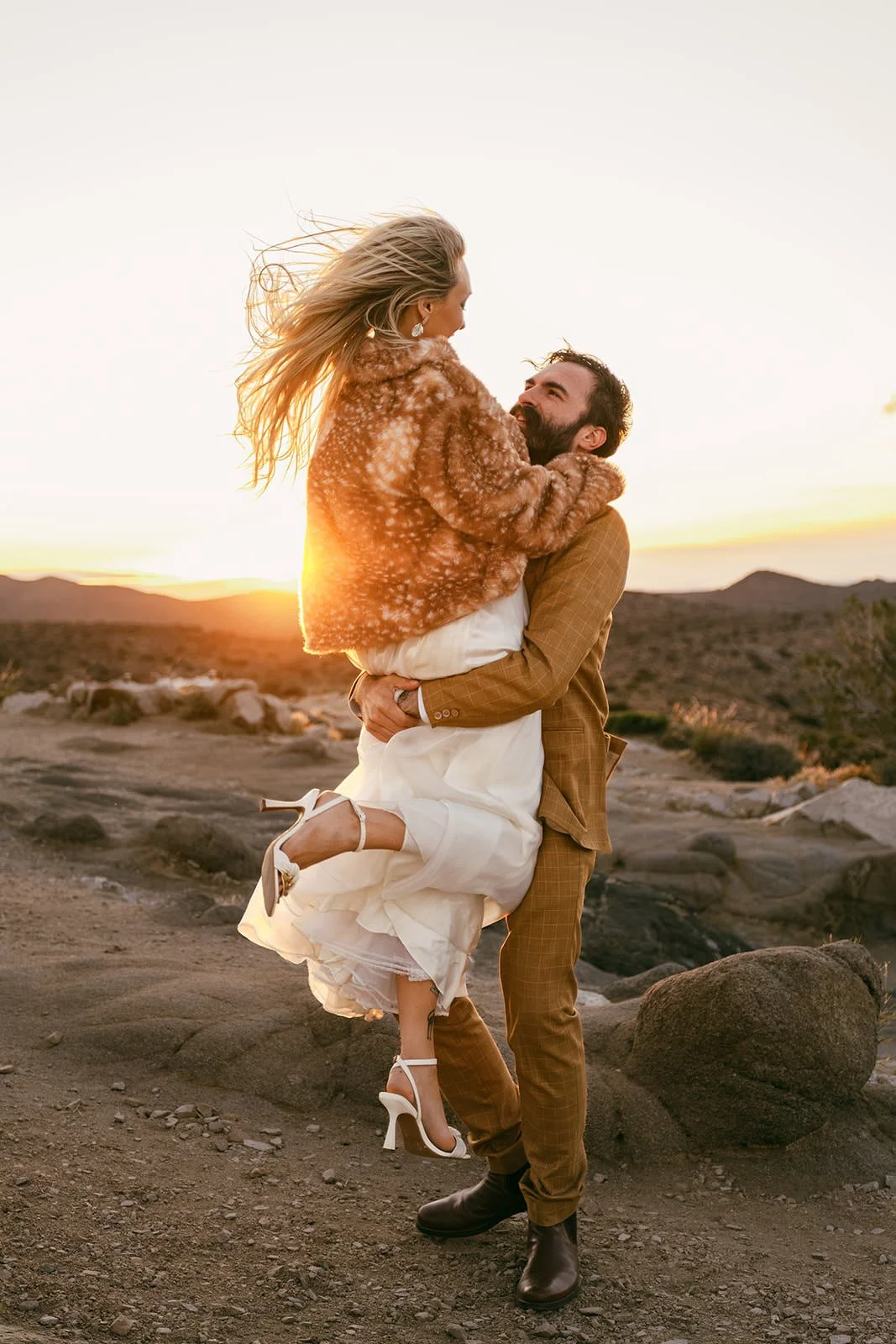 Joshua-Tree-Elopement-Photography-114.jpg