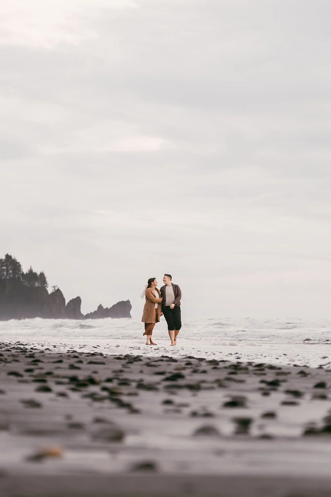 Liz&Emily_SecondBeach-164.jpg