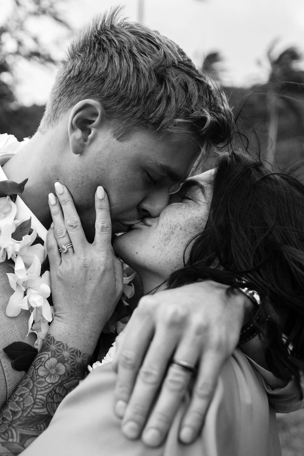 Reagan+Michael-Oahu-Hawaii-Elopement-94.jpg