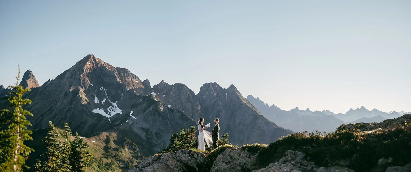 J&S_WinchesterLookout-Wedding-201.jpg