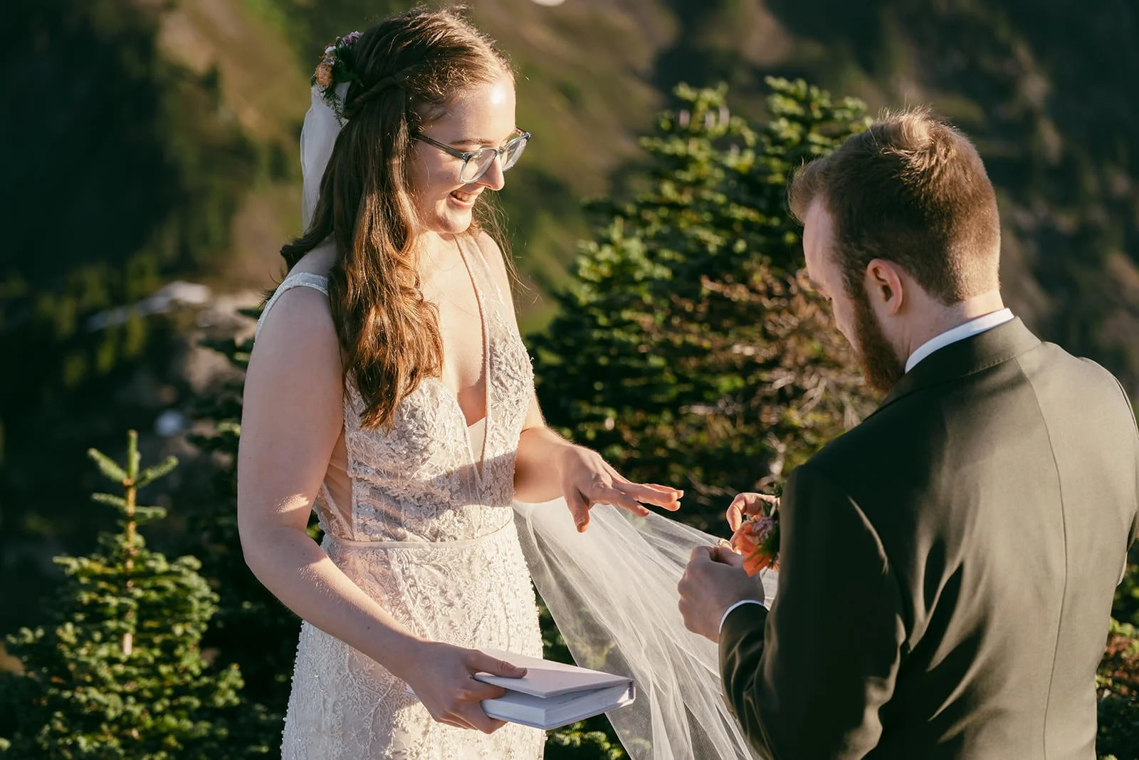 J&S_WinchesterLookout-Wedding-218.jpg