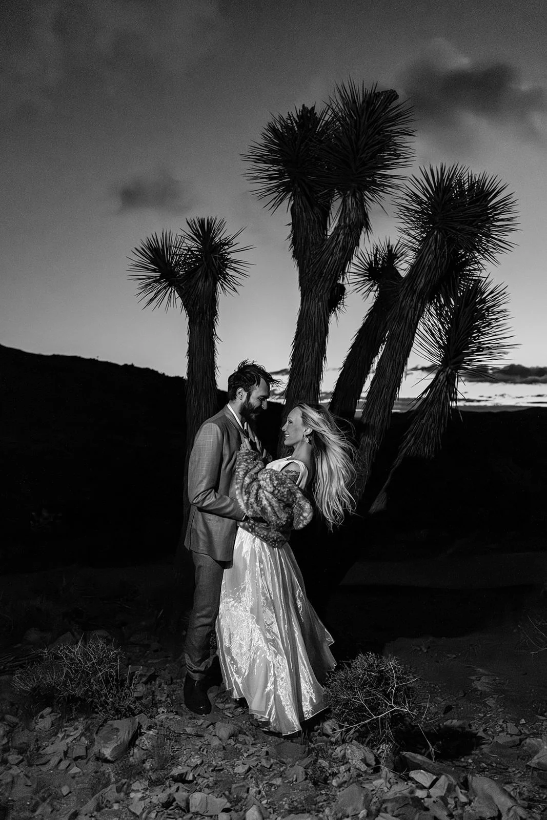 Joshua-Tree-Elopement-Photography-20.jpg