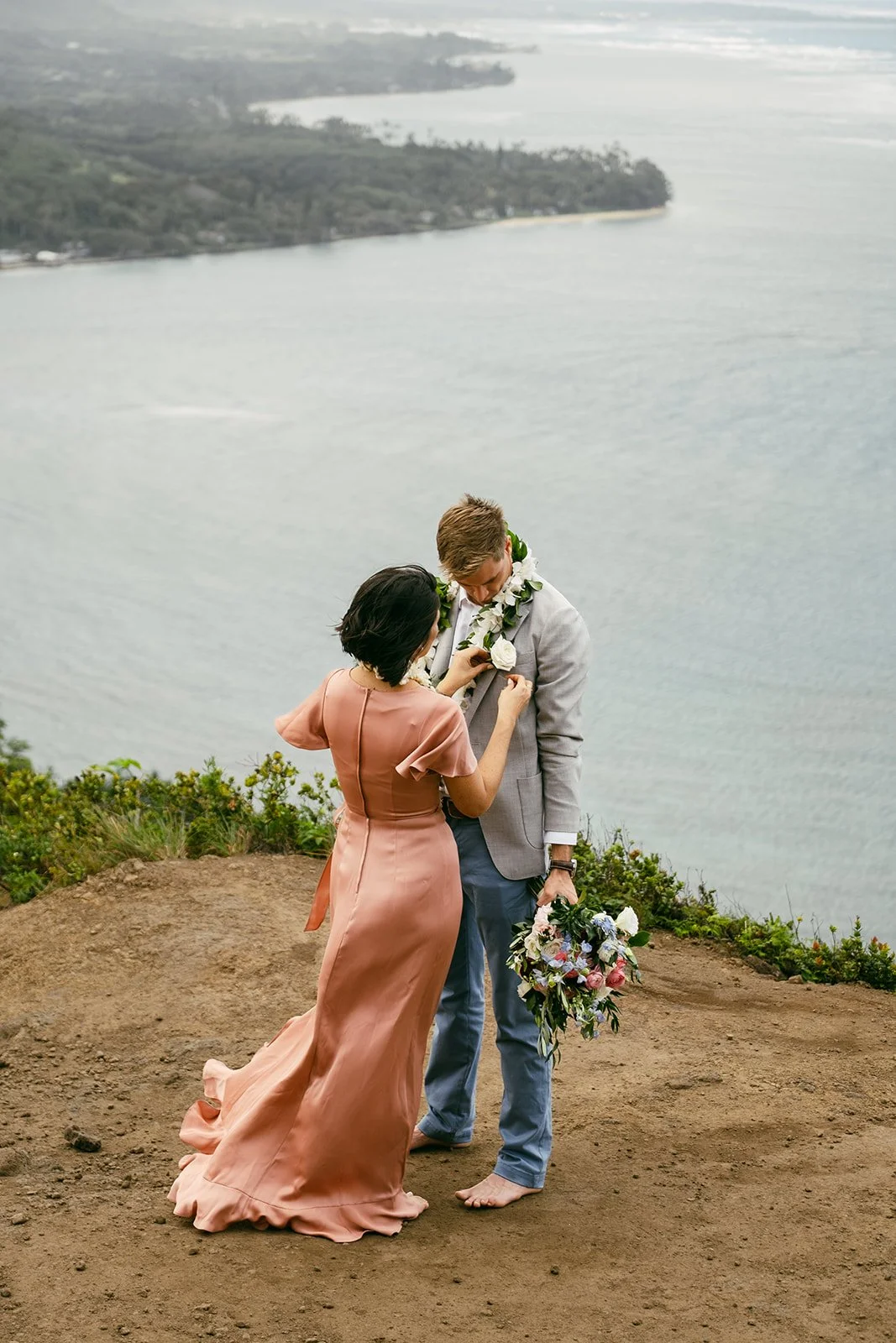 Reagan+Michael-Oahu-Hawaii-Elopement-31.jpg