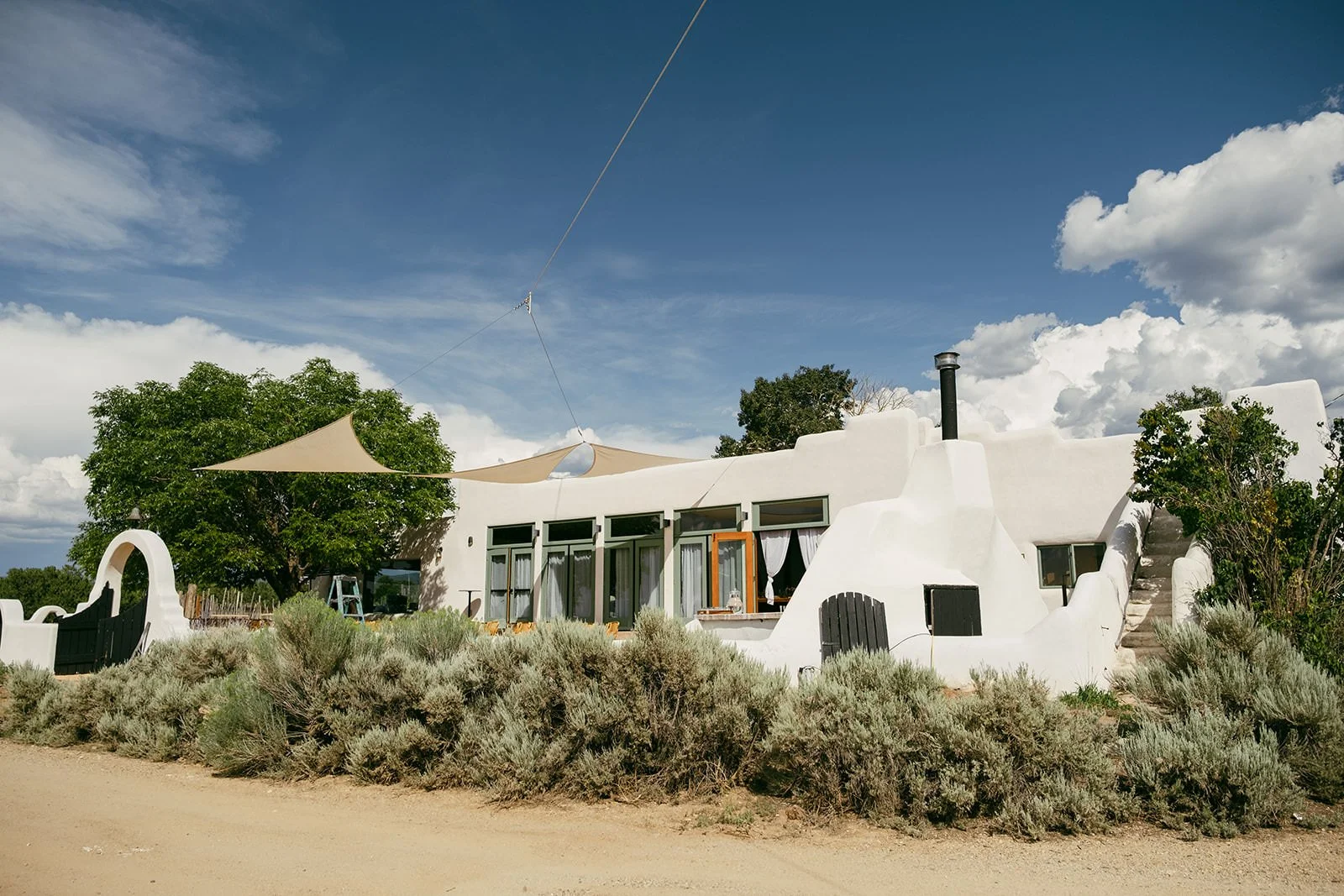 C&J-TheStakeout-Taos-3.jpg