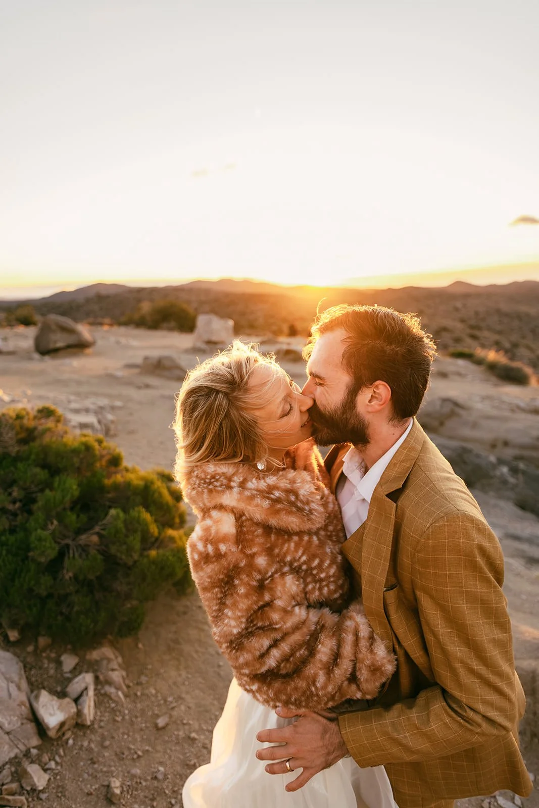 Joshua-Tree-Elopement-Photography-140.jpg
