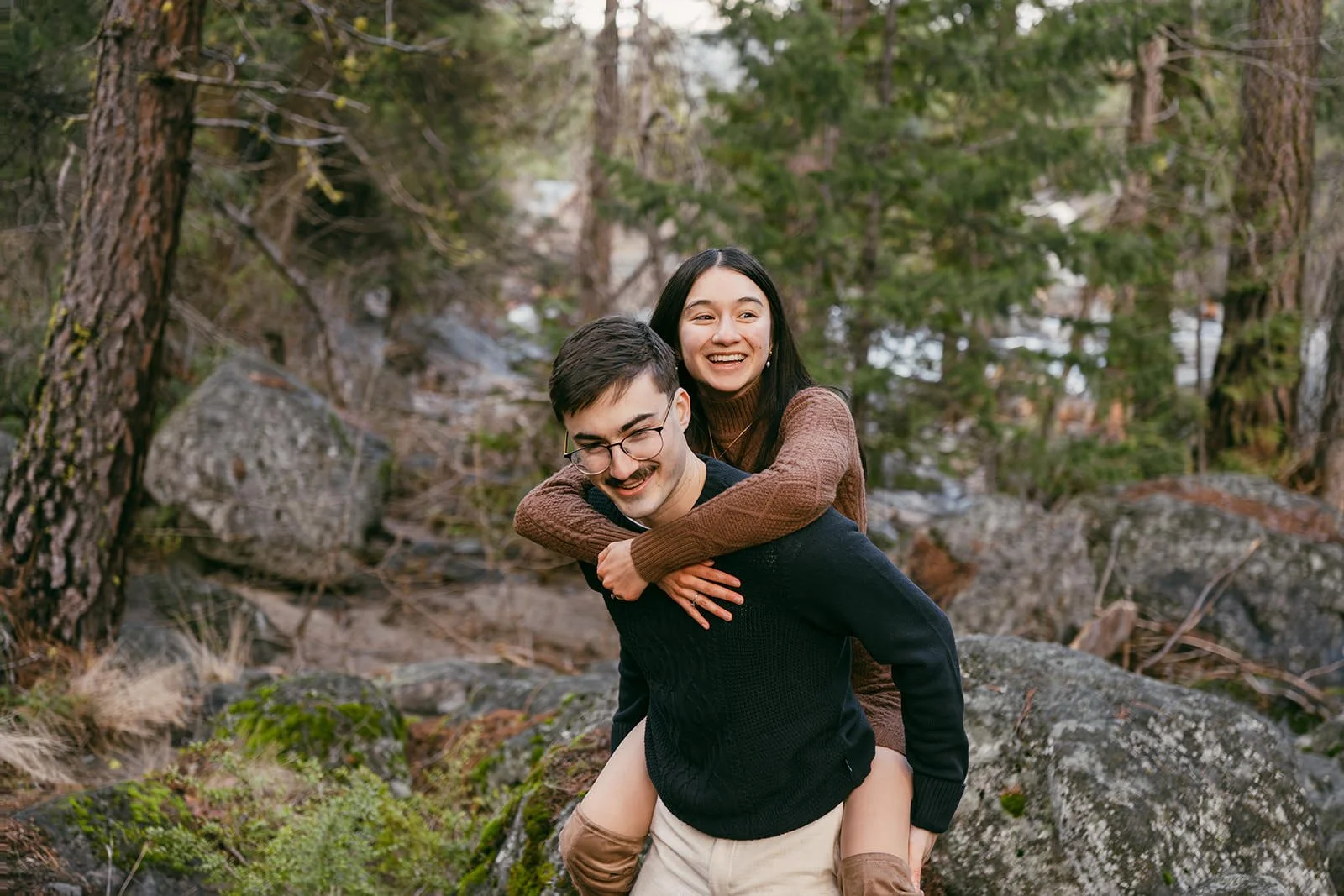 Elizabeth-Matthew-Leavenworth-Engagement-106_websize.jpg