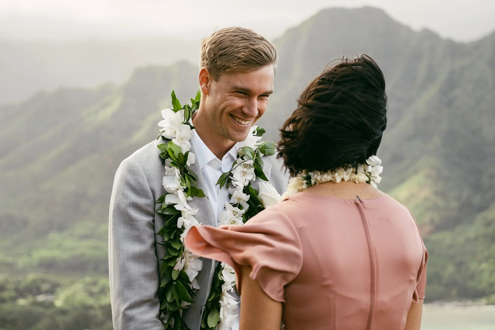 Reagan+Michael-Oahu-Hawaii-Elopement-38.jpg