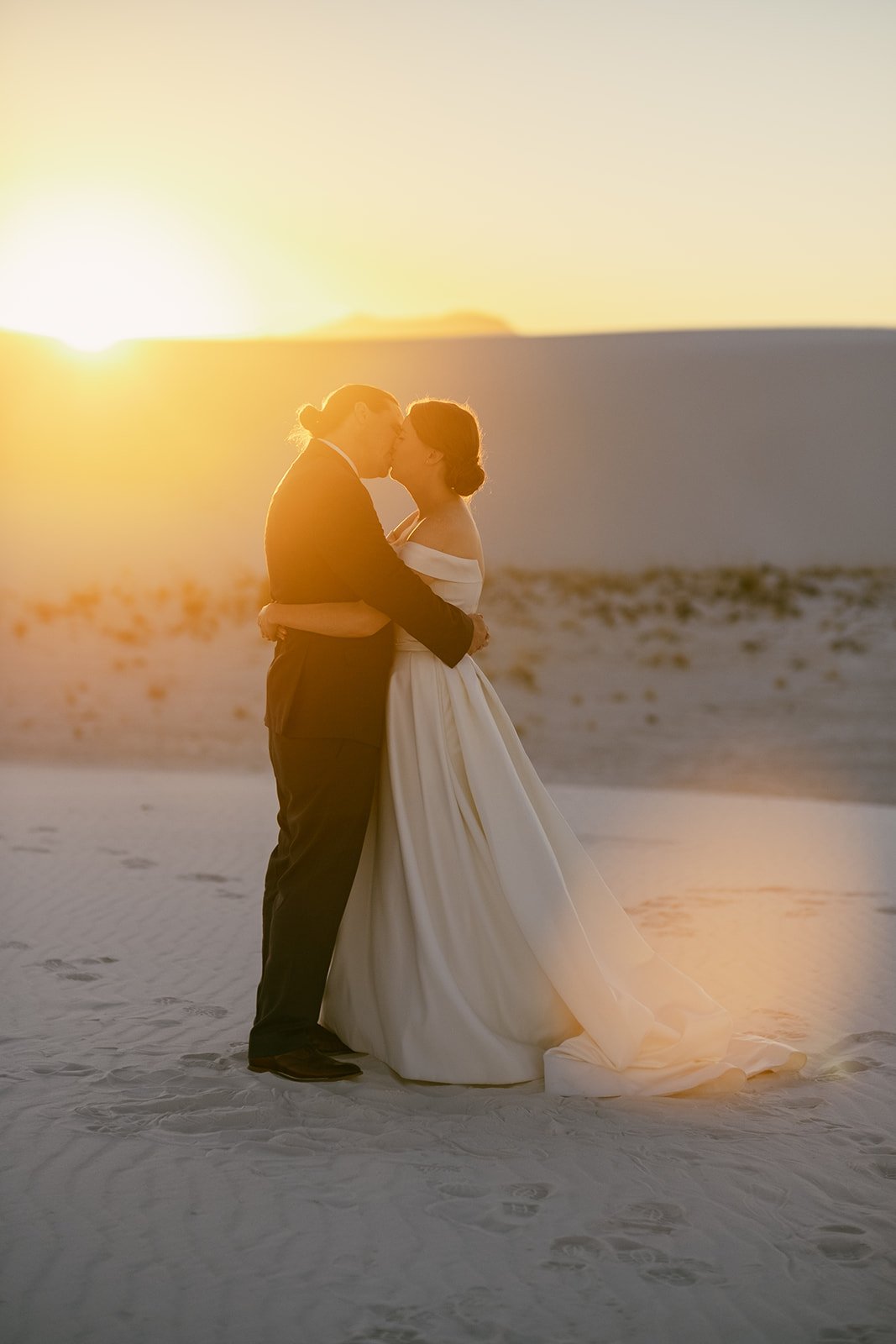 Bronte+David-White-Sands-Elopement-54.jpg