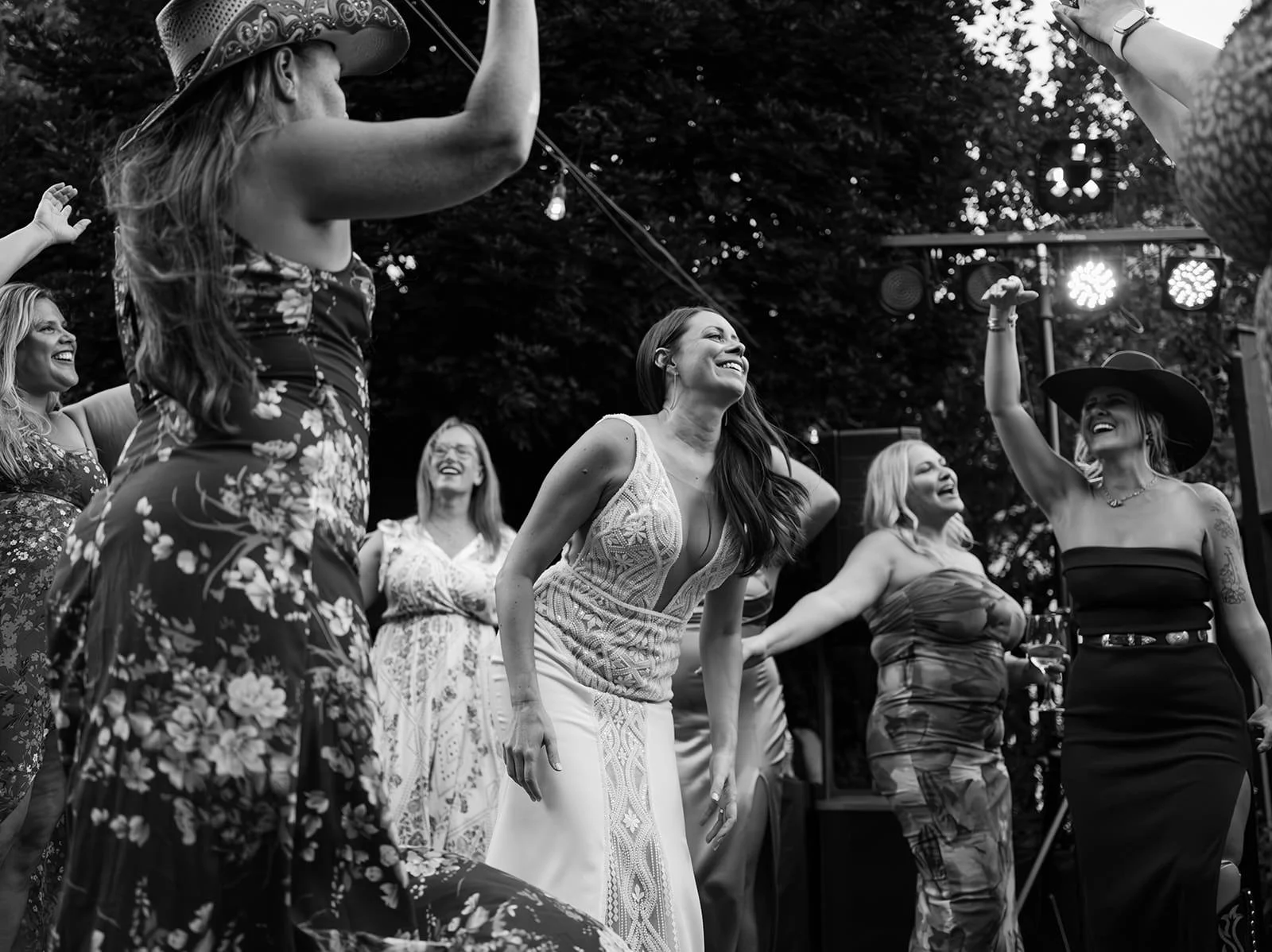Tegan-Troy-Wedding-719.jpg