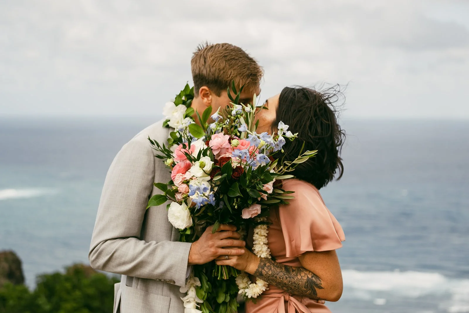Reagan+Michael-Oahu-Hawaii-Elopement-52.jpg