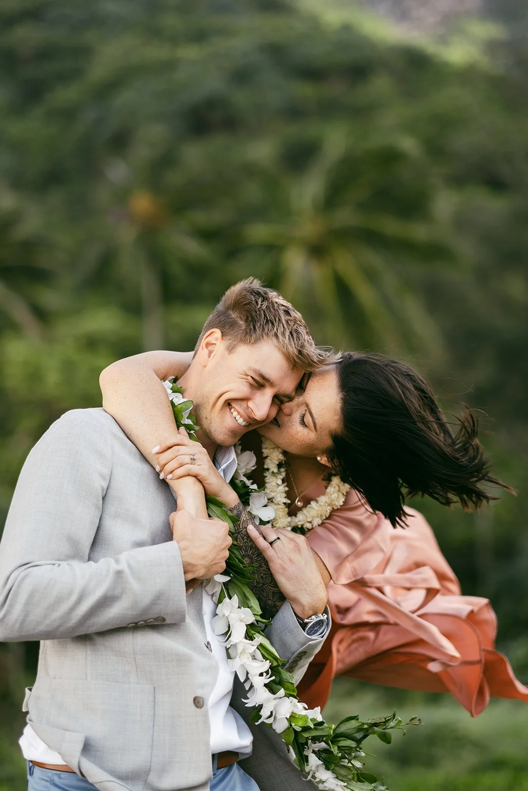 Reagan+Michael-Oahu-Hawaii-Elopement-66.jpg
