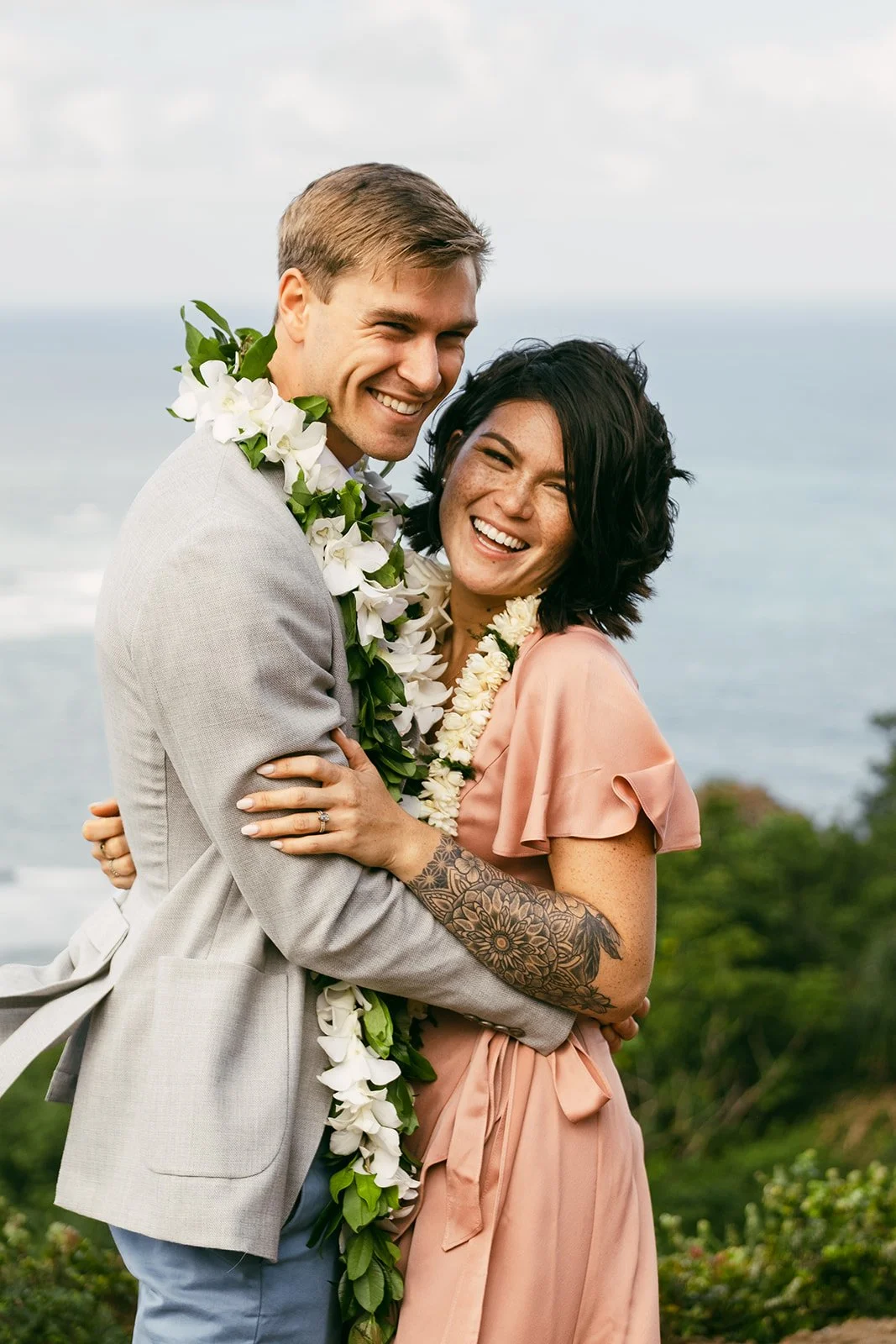 Reagan+Michael-Oahu-Hawaii-Elopement-50.jpg