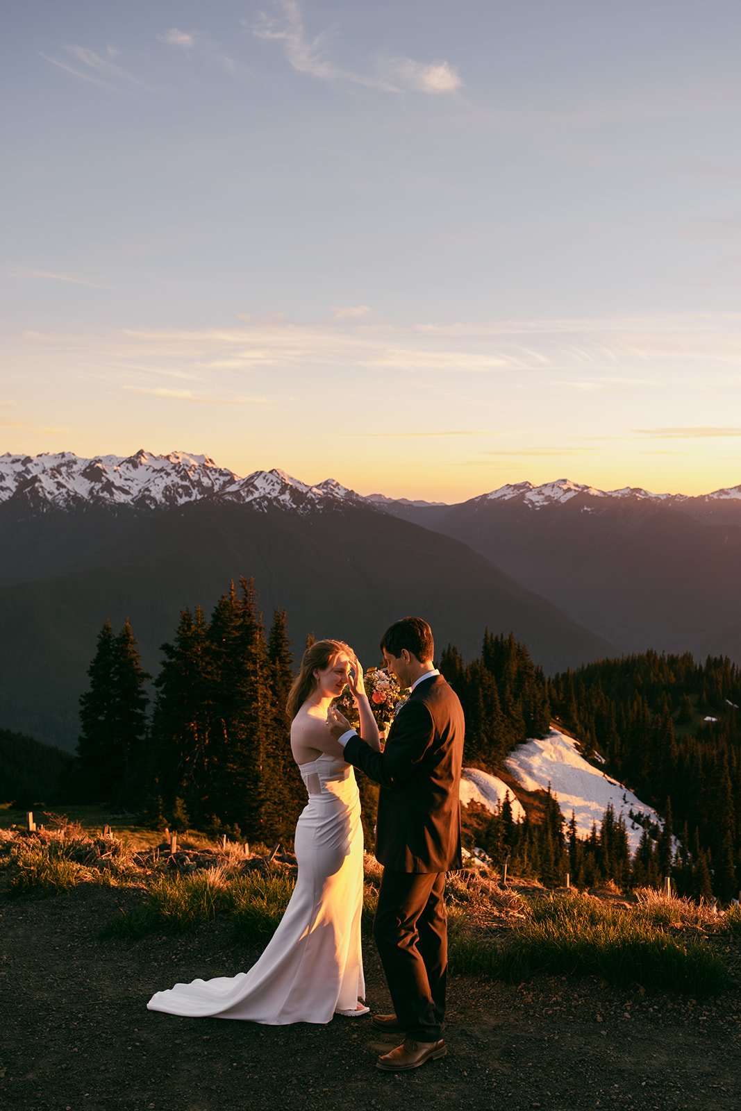 Emma&Riley_HuricaneRidge_Wedding-439.jpg
