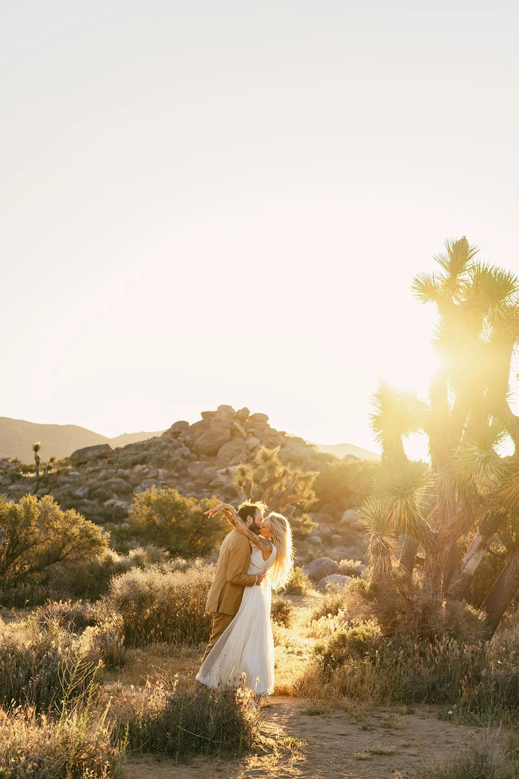 Joshua-Tree-Elopement-Photography-197.jpg