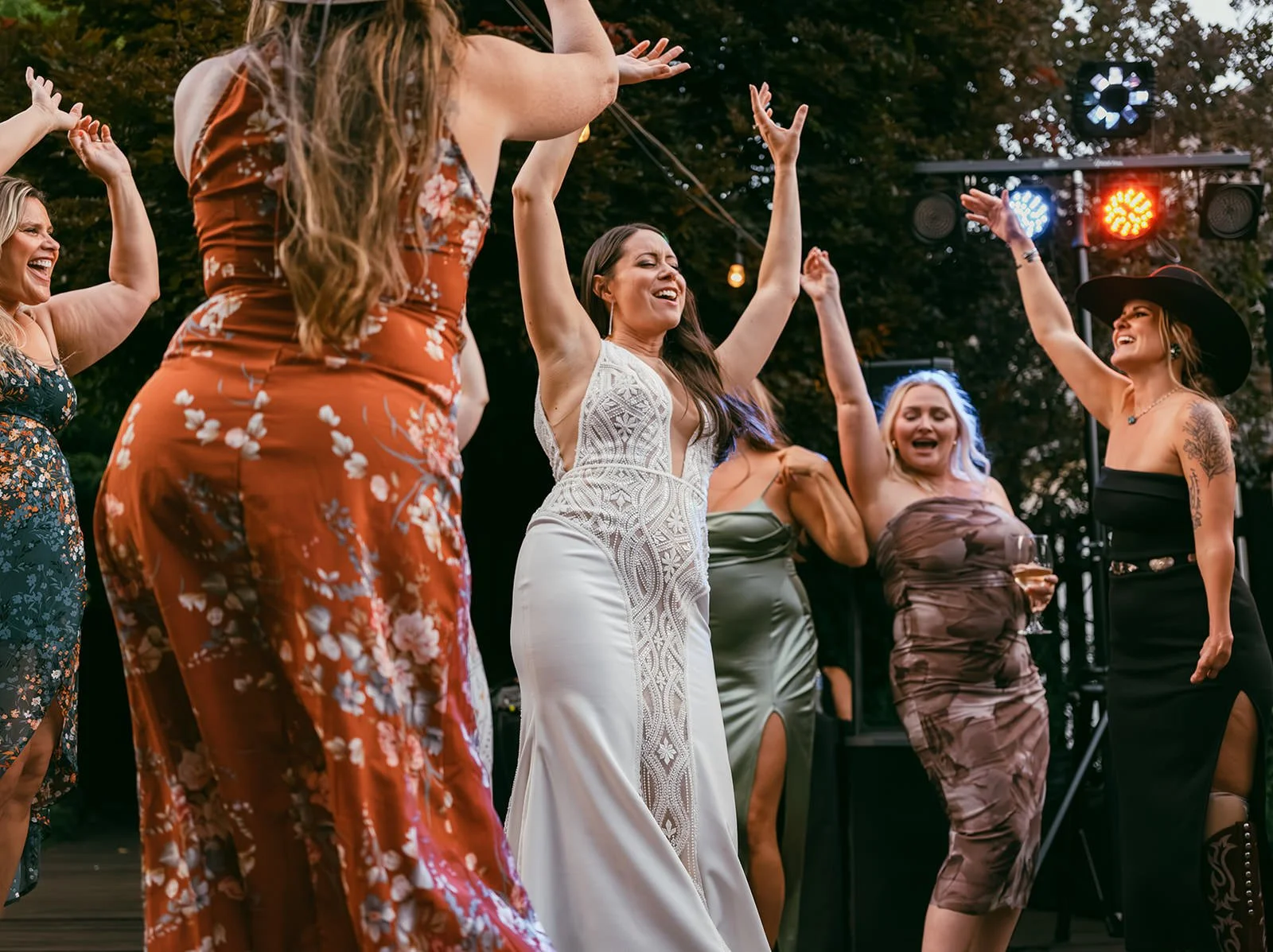 Tegan-Troy-Wedding-720.jpg