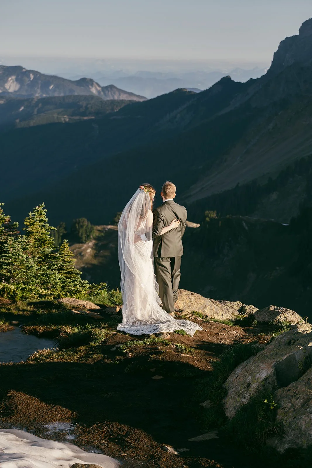 J&S_WinchesterLookout-Wedding-263.jpg