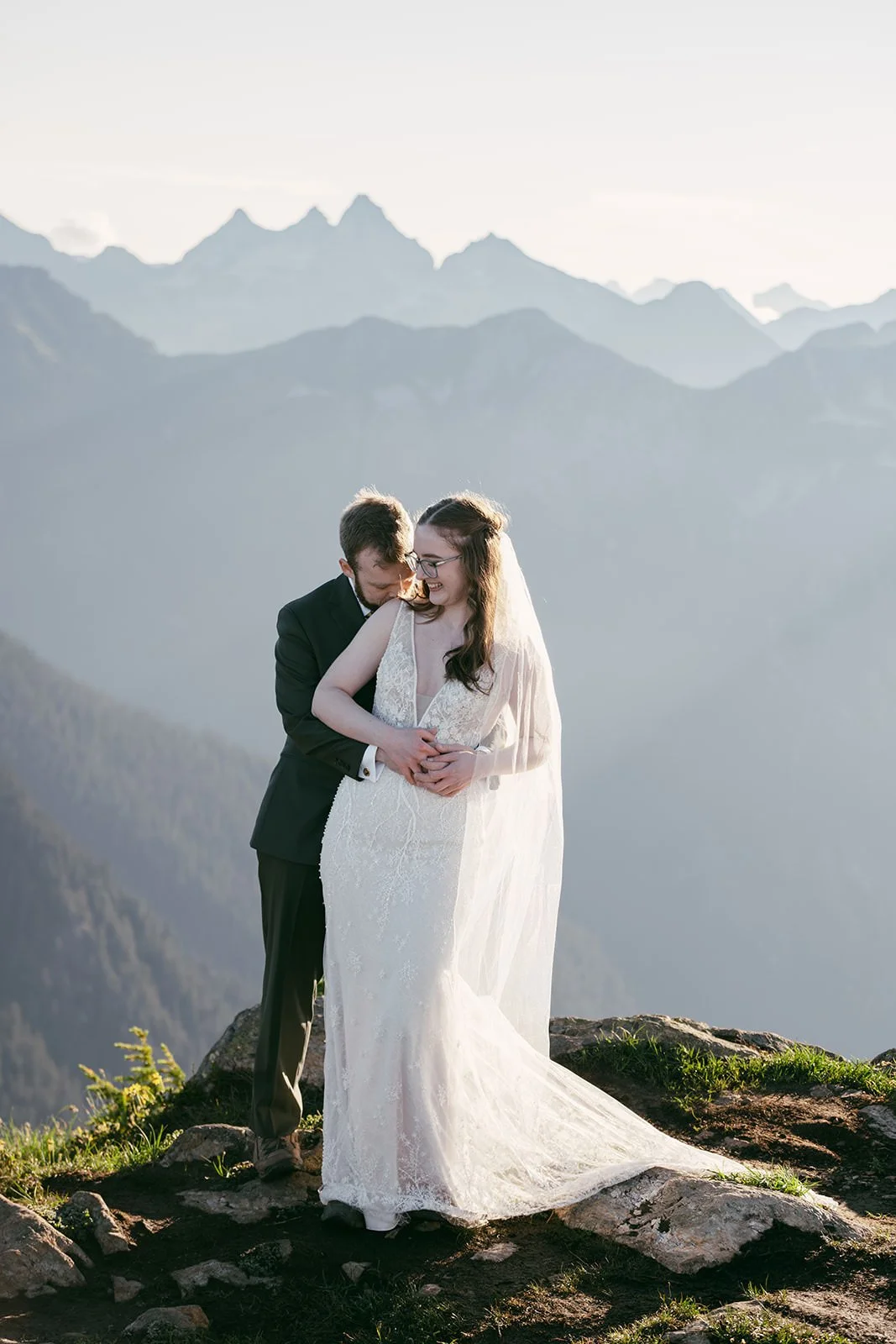 J&S_WinchesterLookout-Wedding-258.jpg